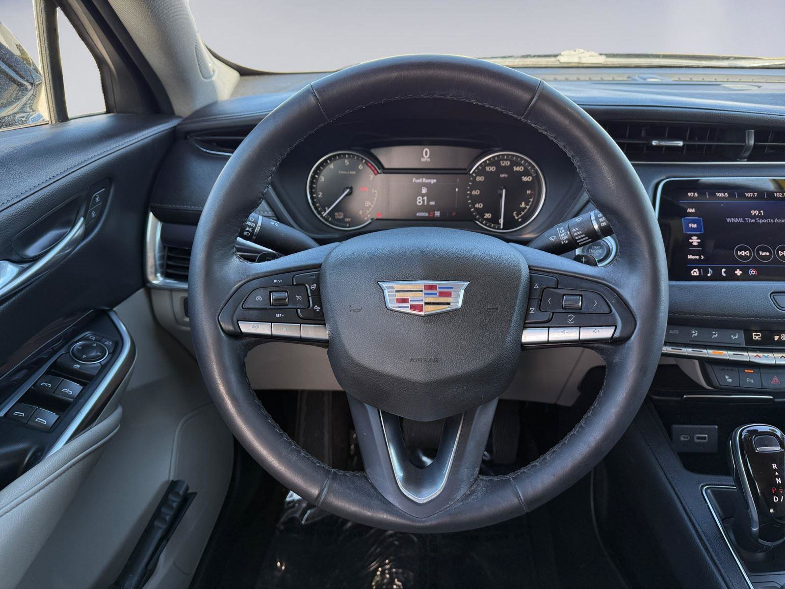 Used 2022 Cadillac XT4 Luxury w/ Cold Weather Package image 22