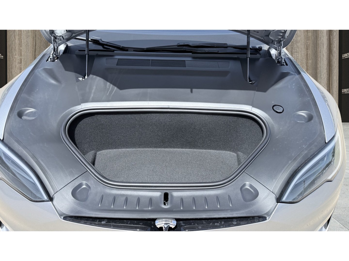 Used 2025 Tesla Model S AWD/4WD image 19