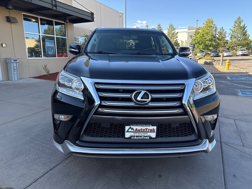 Used 2019 Lexus GX 460 Premium AWD/4WD image 3
