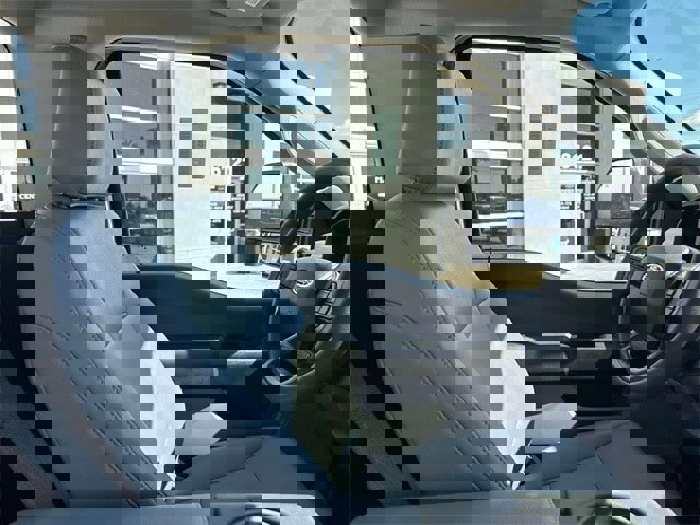 New 2025 Ford F550 4x4 Regular Cab Super Duty image 9