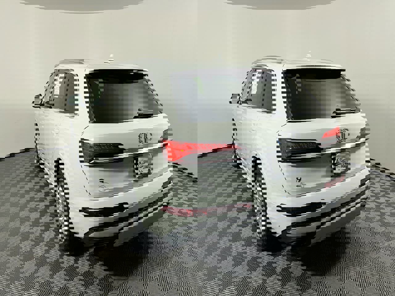 Used 2025 Audi Q7 3.0T Premium Plus image 6