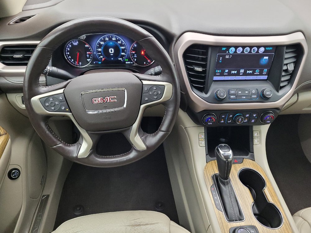 Used 2018 GMC Acadia Denali image 22