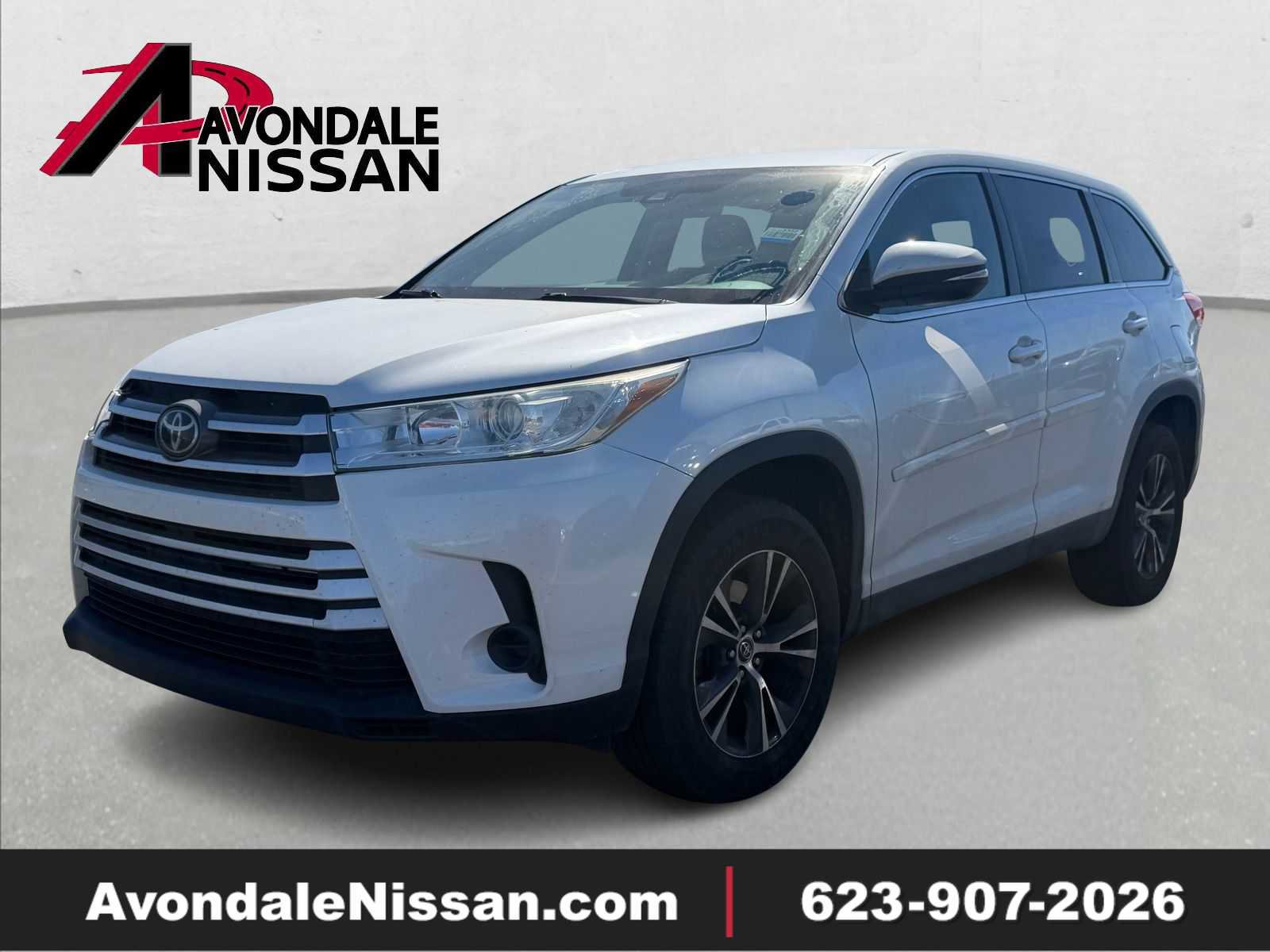 Used 2019 Toyota Highlander LE w/ Carpet Mat Package (TMS)