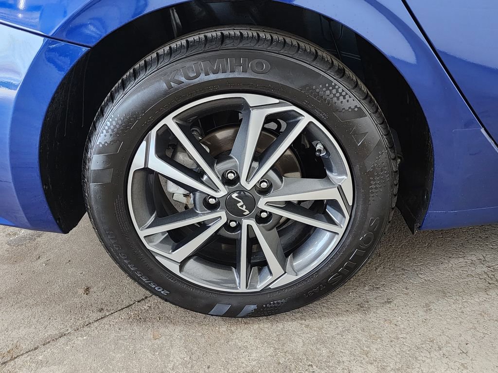 Used 2023 Kia Forte LXS image 36