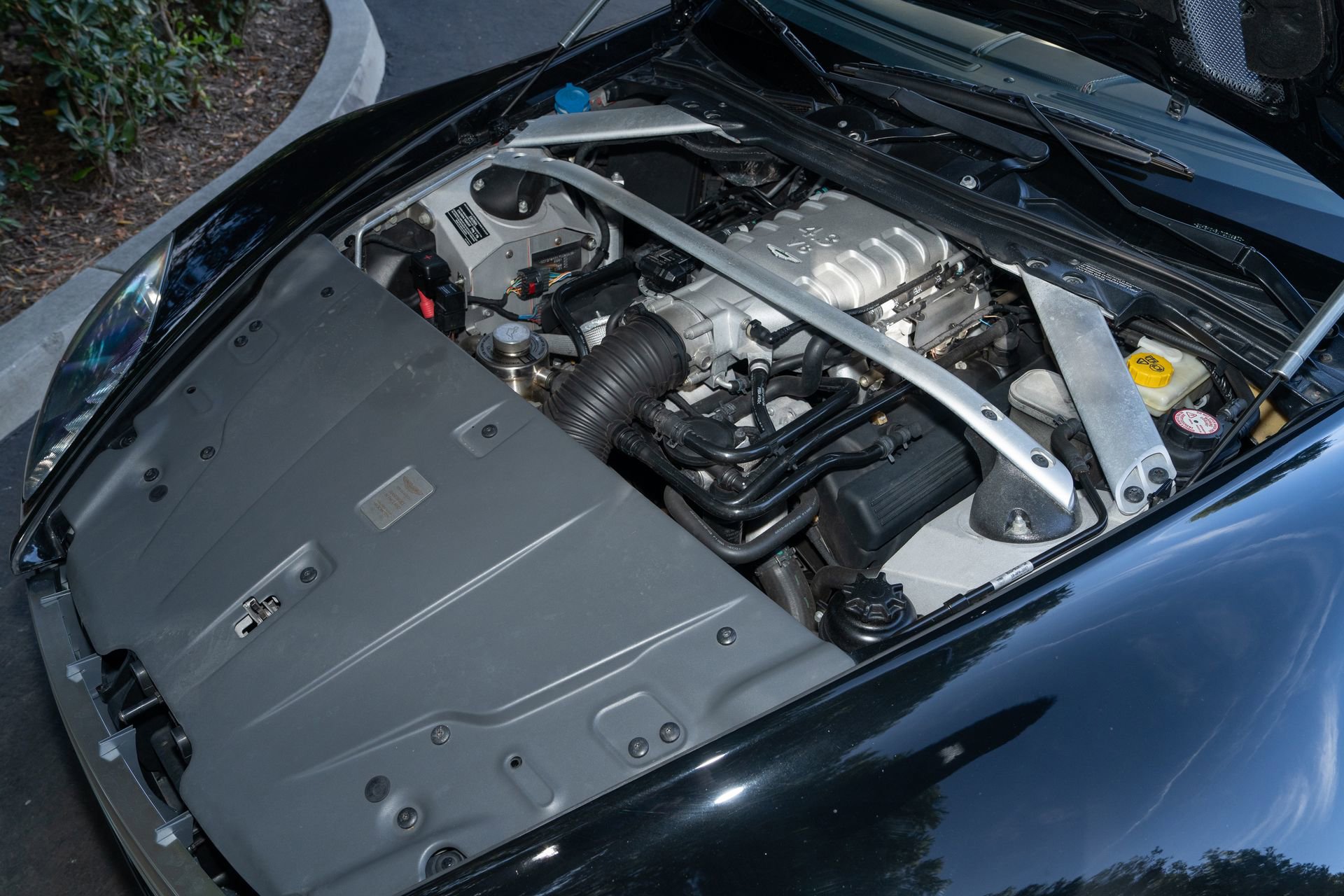 Used 2007 Aston Martin V8 Vantage Roadster image 14