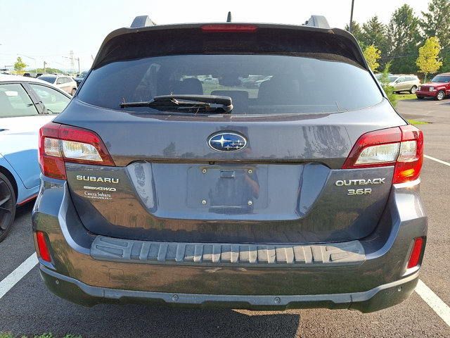 Used 2017 Subaru Outback 3.6R Limited AWD/4WD image 5