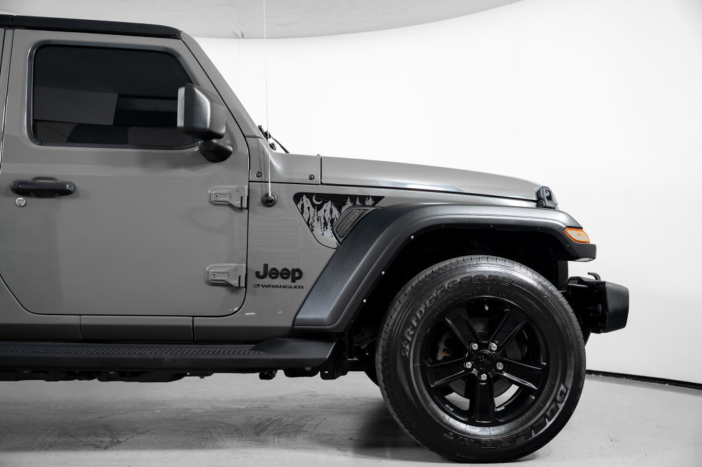Used 2023 Jeep Wrangler Unlimited Sport AWD/4WD image 4