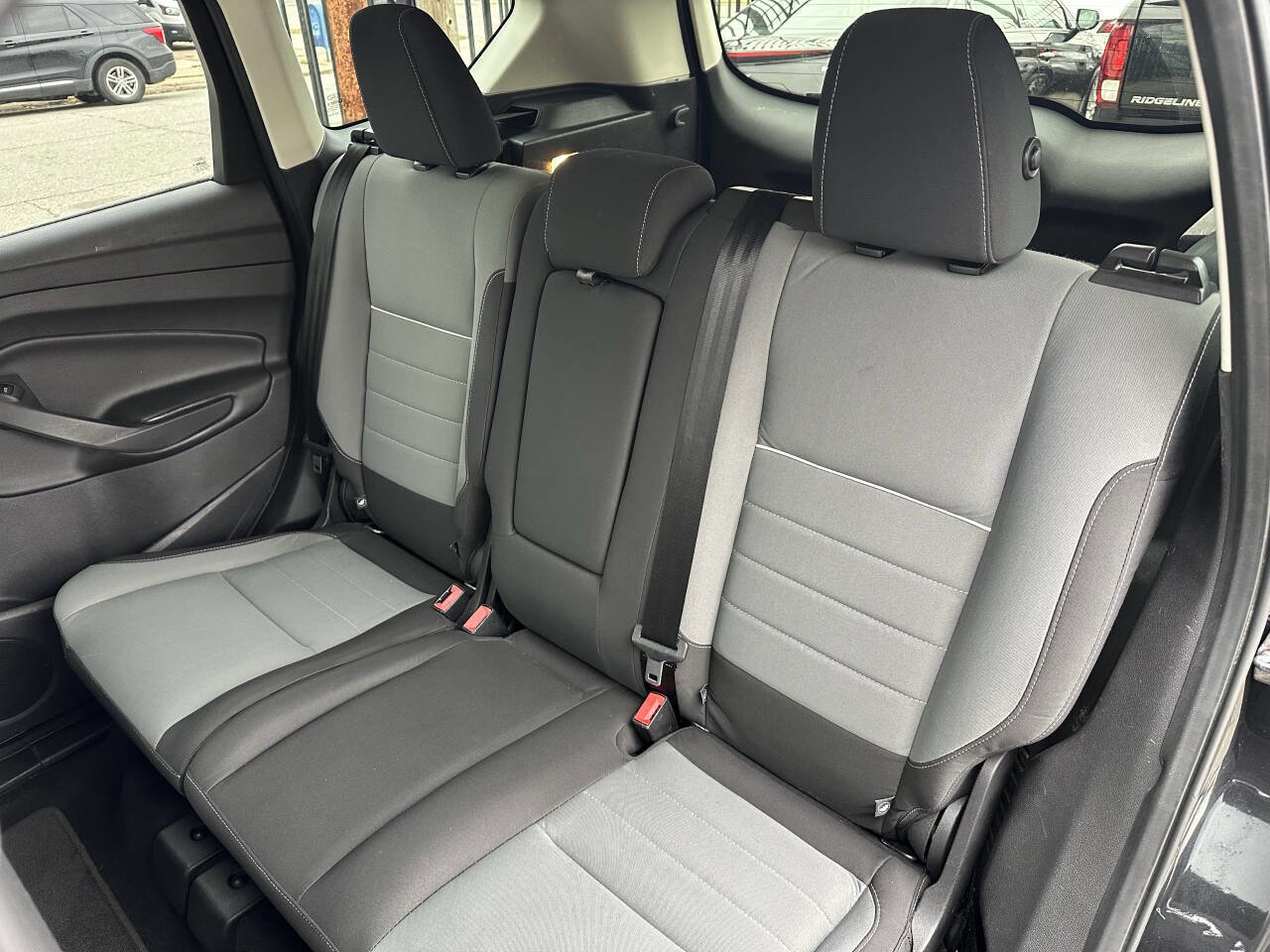 Used 2013 Ford Escape SE image 30