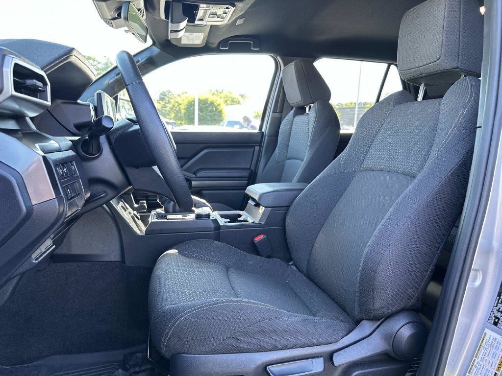 Used 2025 Toyota 4Runner SR5 RWD image 25