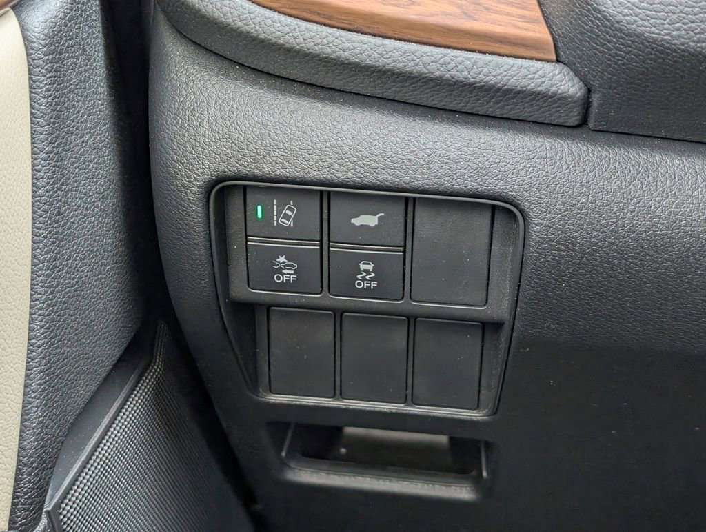 Used 2021 Honda CR-V Touring image 21
