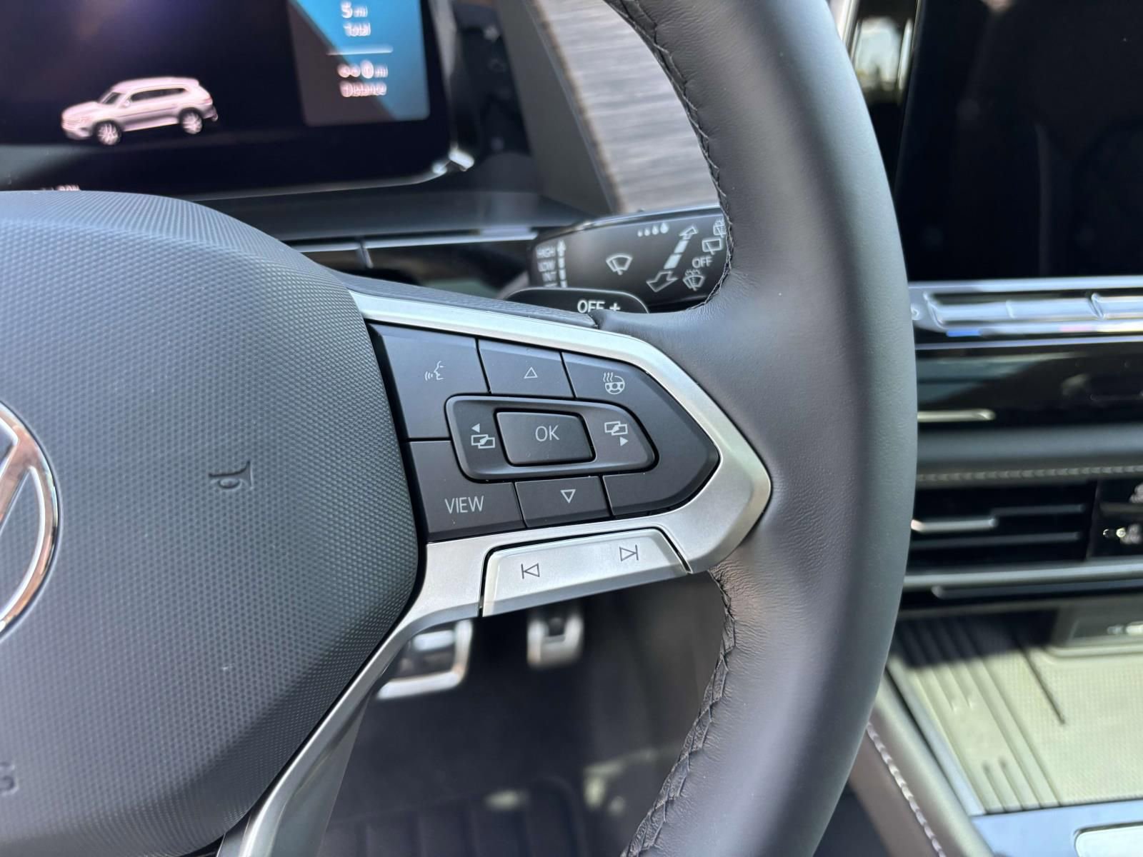 New 2026 Volkswagen Atlas SEL Premium R-Line image 19