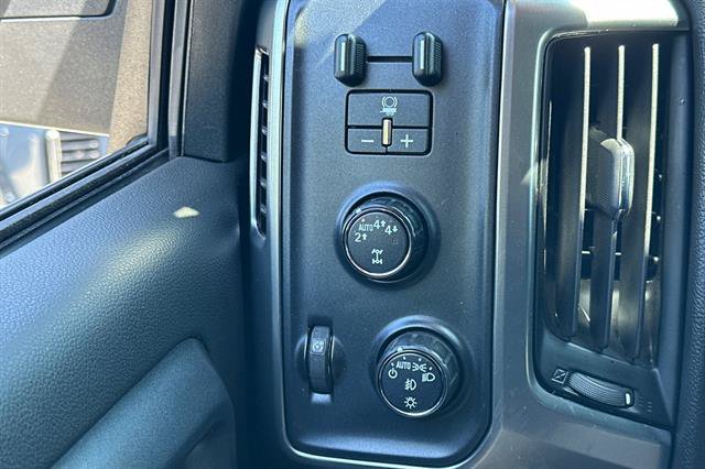 Used 2019 Chevrolet Silverado 1500 LT w/ All Star Edition AWD/4WD image 27