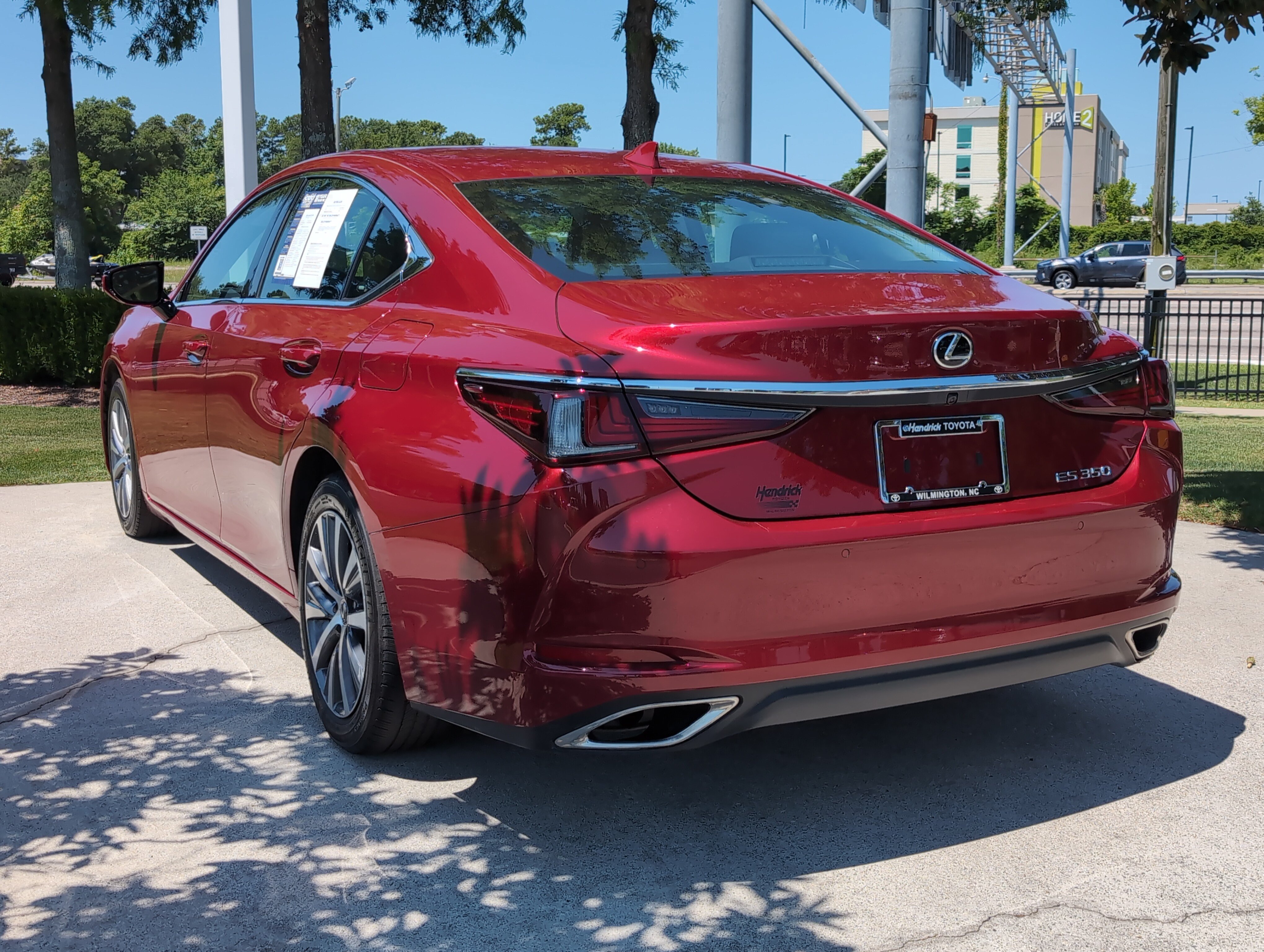 Used 2021 Lexus ES 350 w/ Premium Package FWD image 8