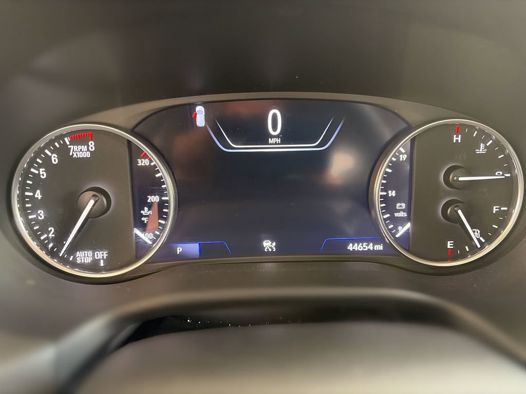 Used 2022 Buick Enclave Avenir w/ Avenir Technology Package image 17