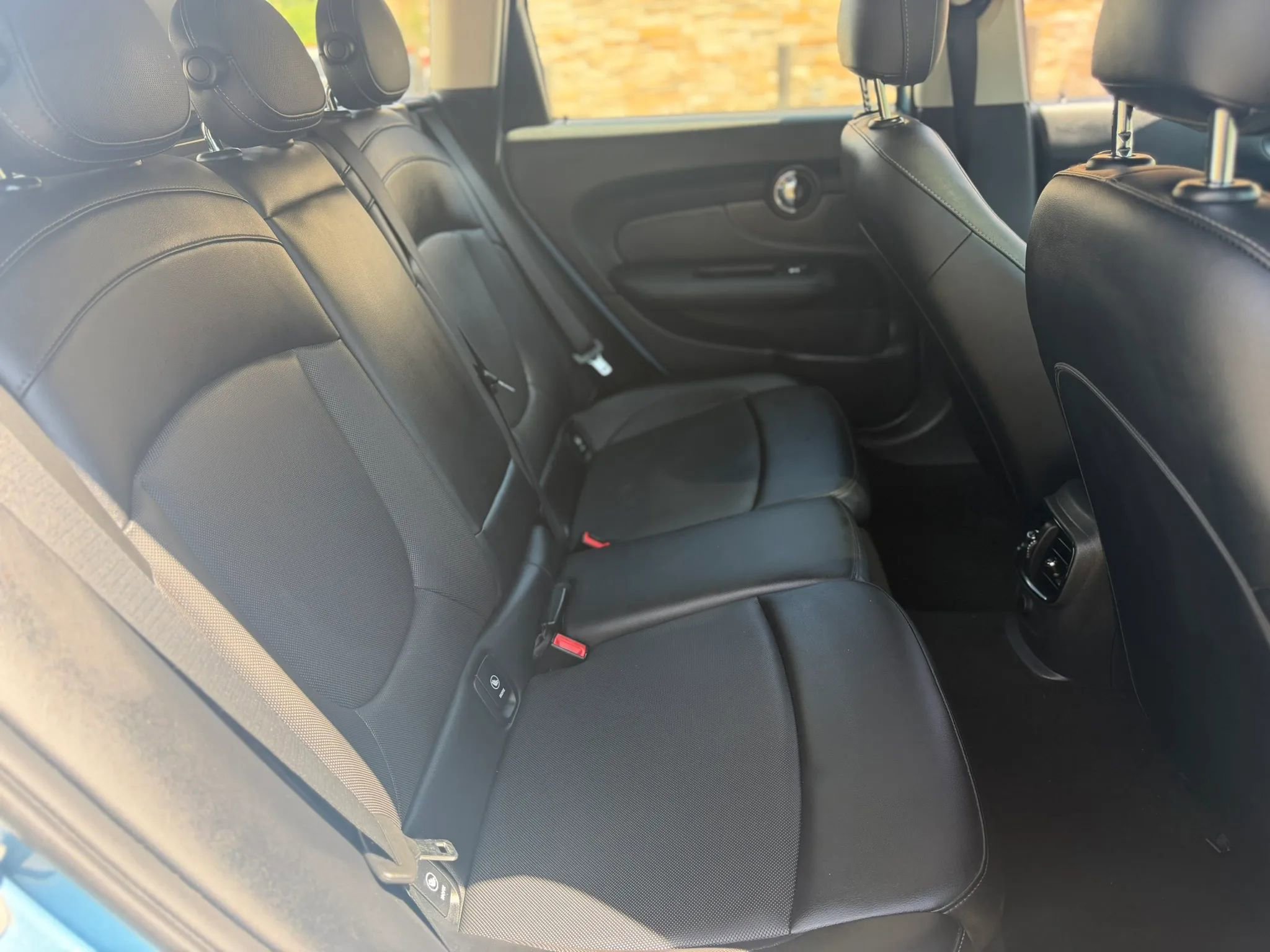 Used 2017 MINI Cooper Clubman ALL4 AWD/4WD image 35
