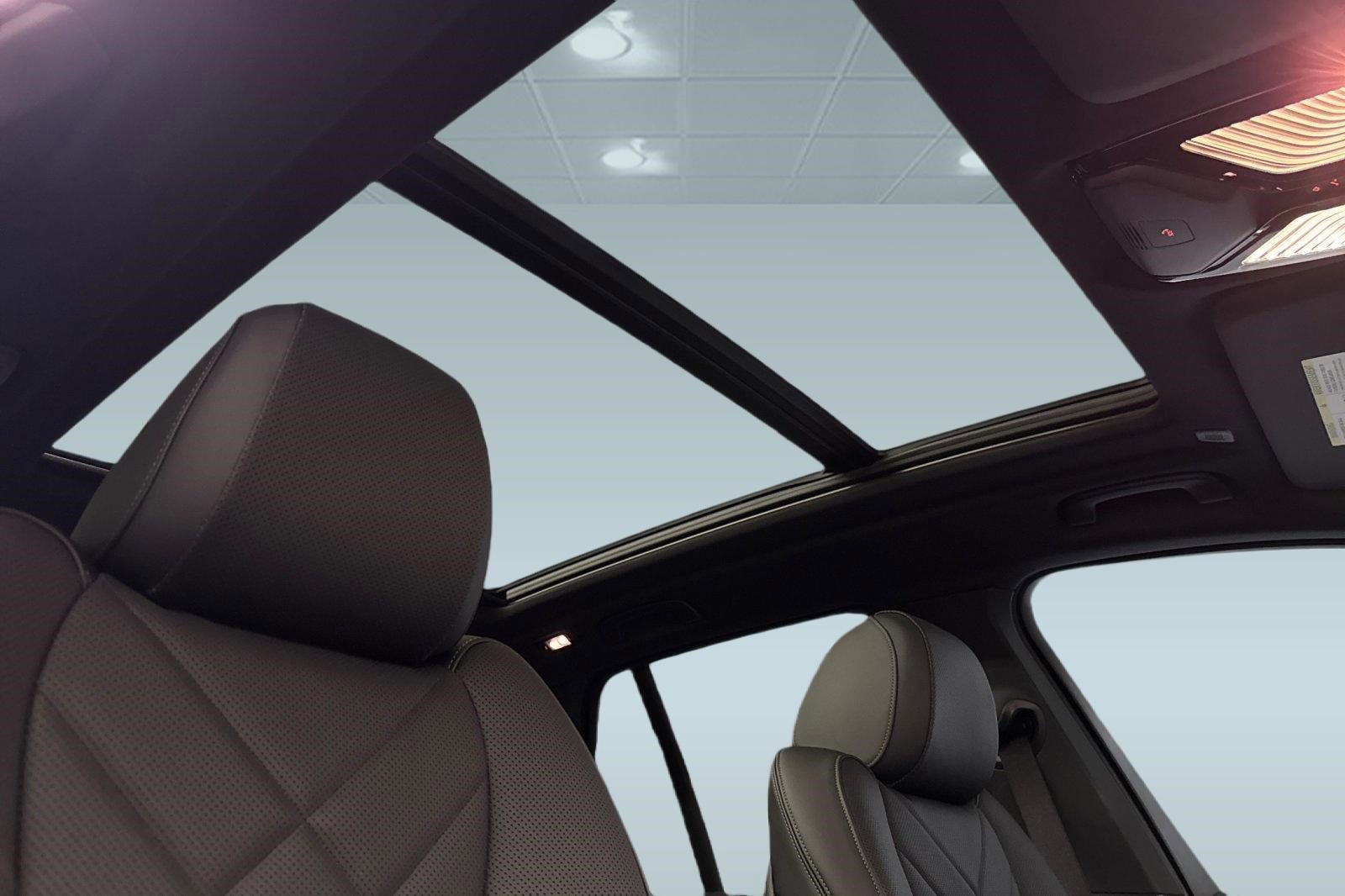 Used 2026 BMW X5 sDrive40i RWD image 14