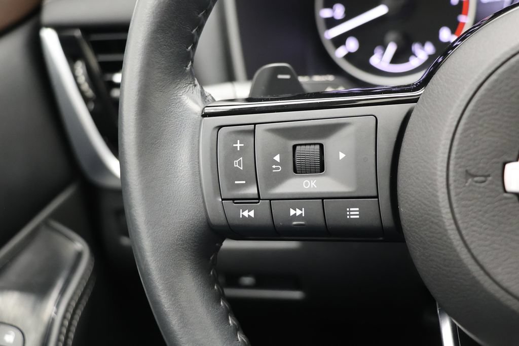 Used 2023 Nissan Rogue SL w/ SL Premium Package AWD/4WD image 18