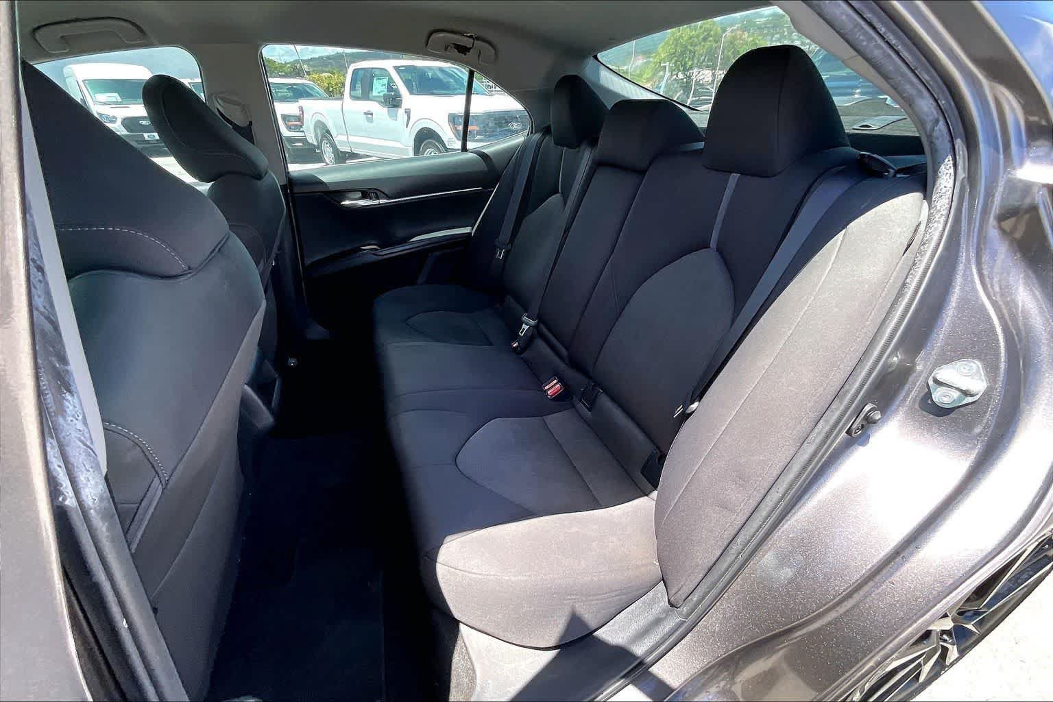 Used 2022 Toyota Camry LE FWD image 29