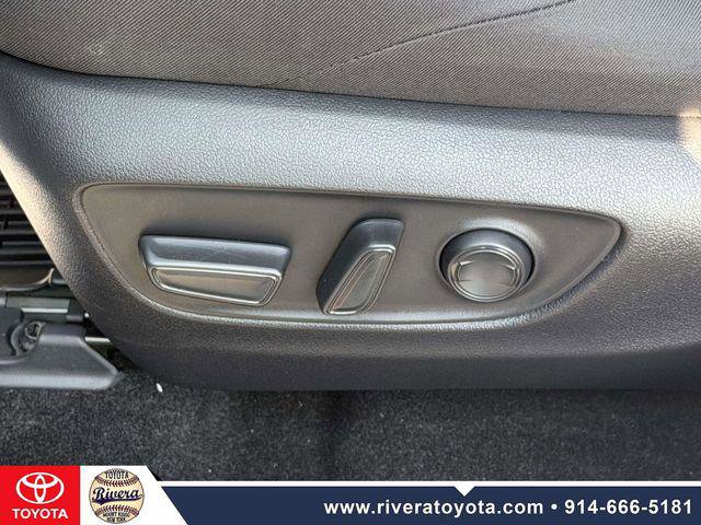 Certified 2023 Toyota RAV4 SE w/ Convenience Package AWD/4WD image 13