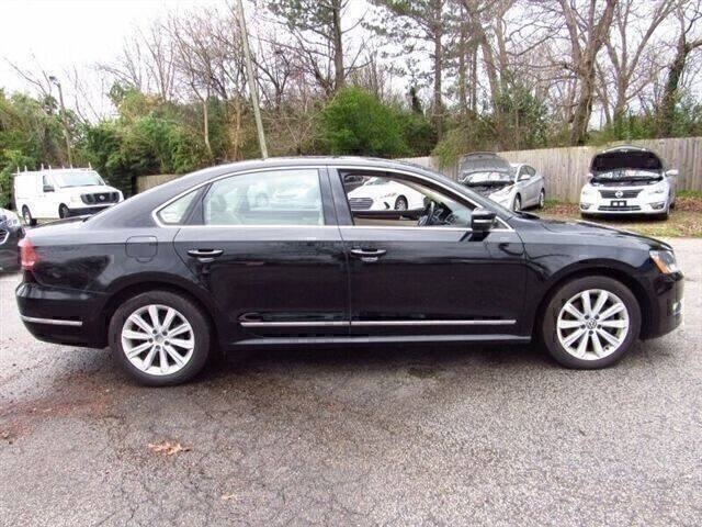 Used 2013 Volkswagen Passat 2.5 SEL Premium FWD image 9