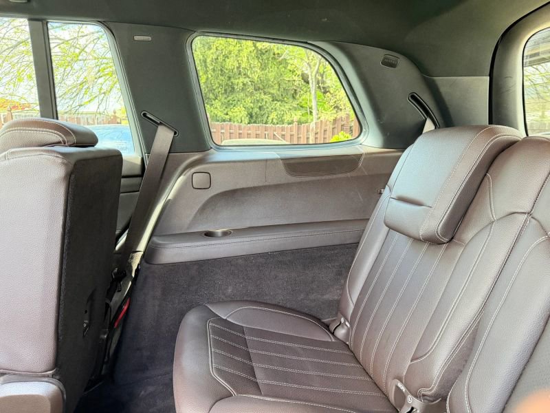 Used 2018 Mercedes-Benz GLS 450 4MATIC image 19