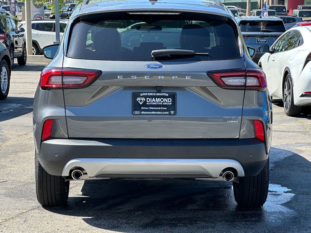 Used 2024 Ford Escape SE FWD image 5