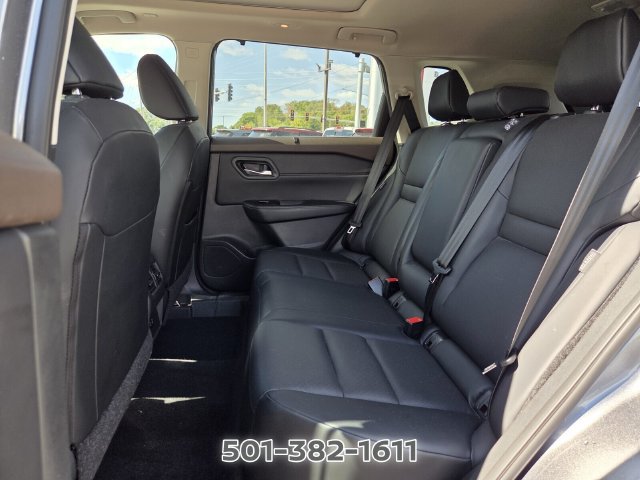 Used 2023 Nissan Rogue SV w/ SV Premium B Package AWD/4WD image 13