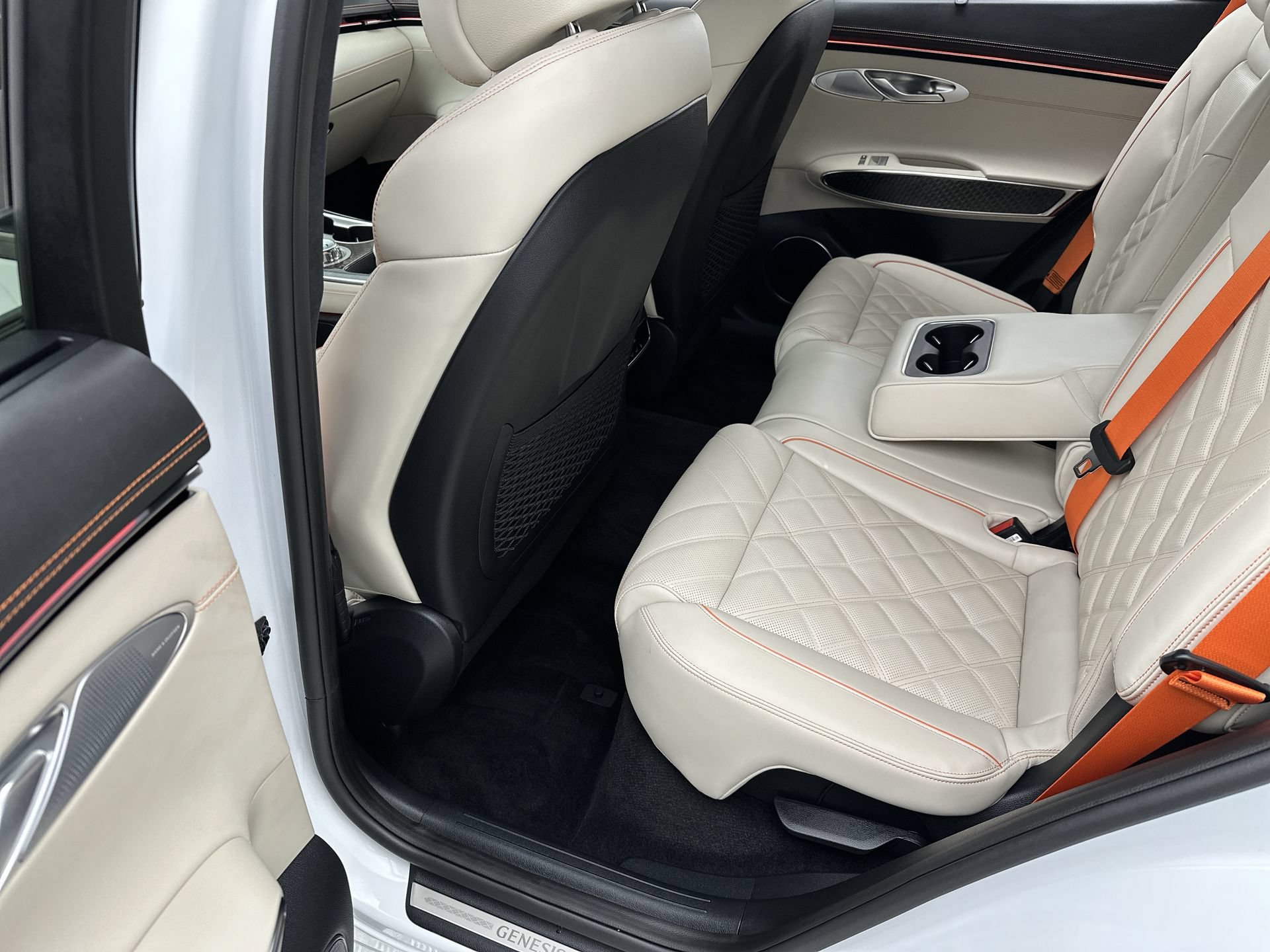 Certified 2026 Genesis GV70 3.5T Sport Prestige AWD/4WD image 23