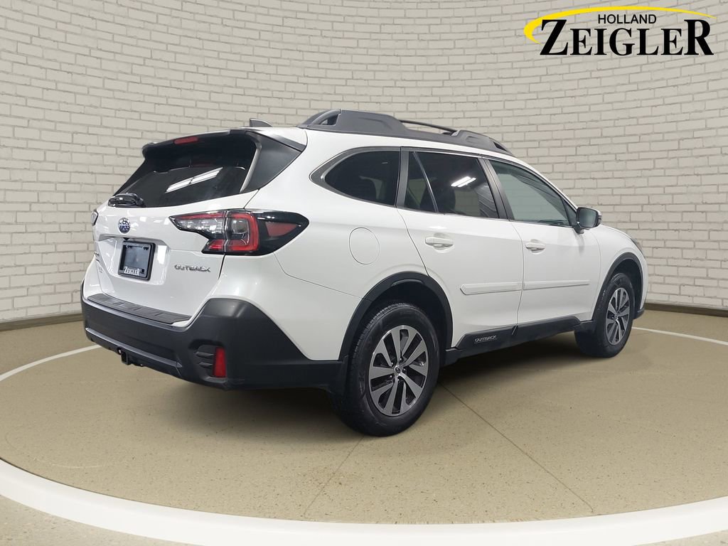 Used 2022 Subaru Outback Premium AWD/4WD image 5