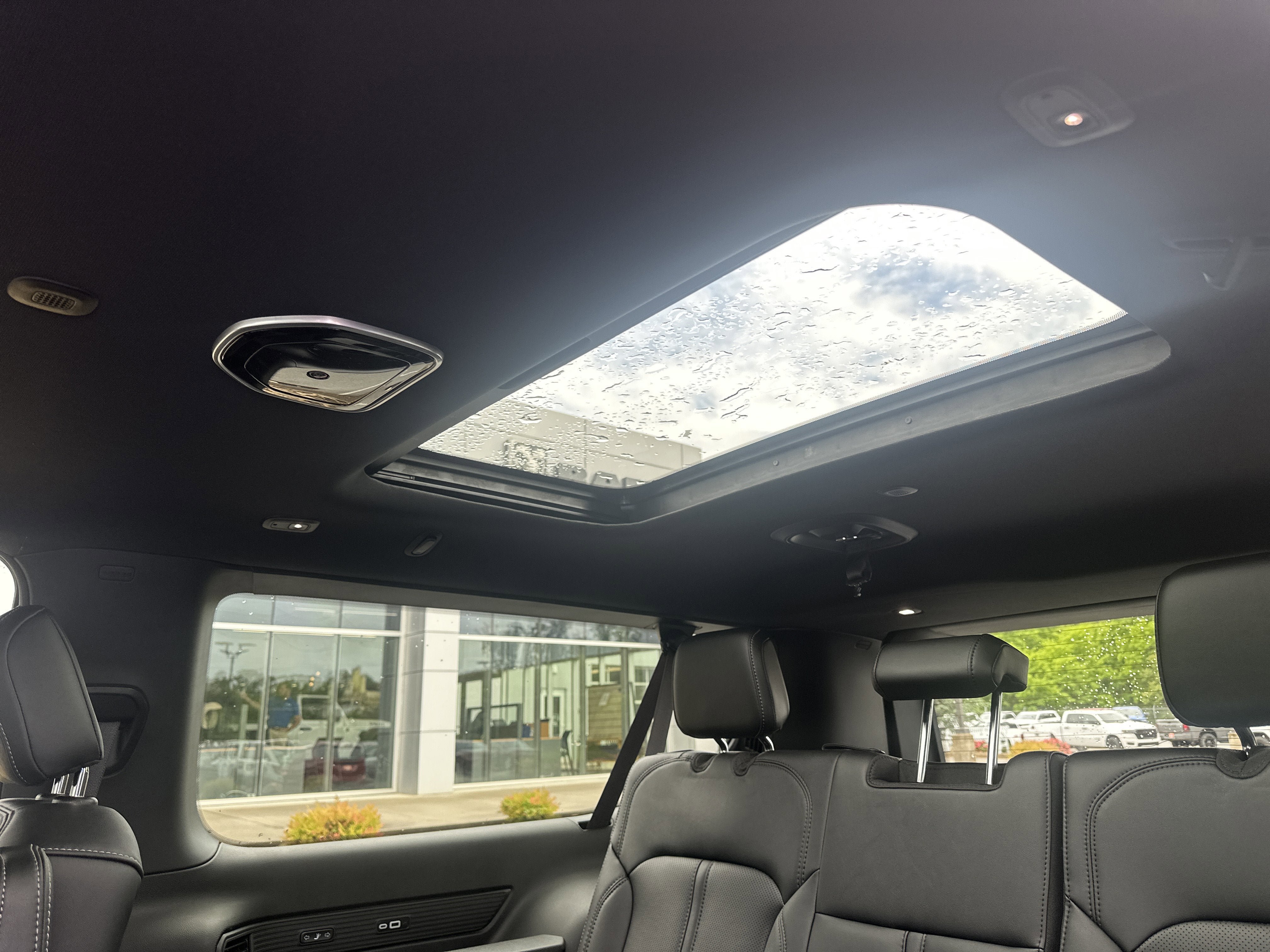 New 2026 Jeep Grand Wagoneer L Limited AWD/4WD image 23