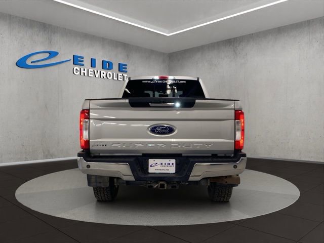 Used 2017 Ford F250 Lariat w/ Chrome Package AWD/4WD image 5