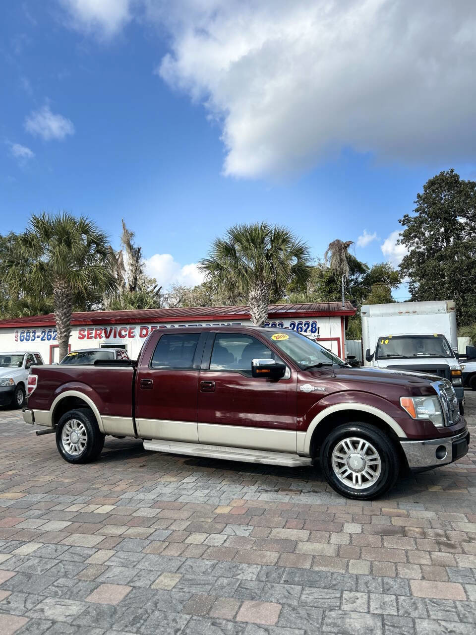 Used 2010 Ford F150 King Ranch image 3