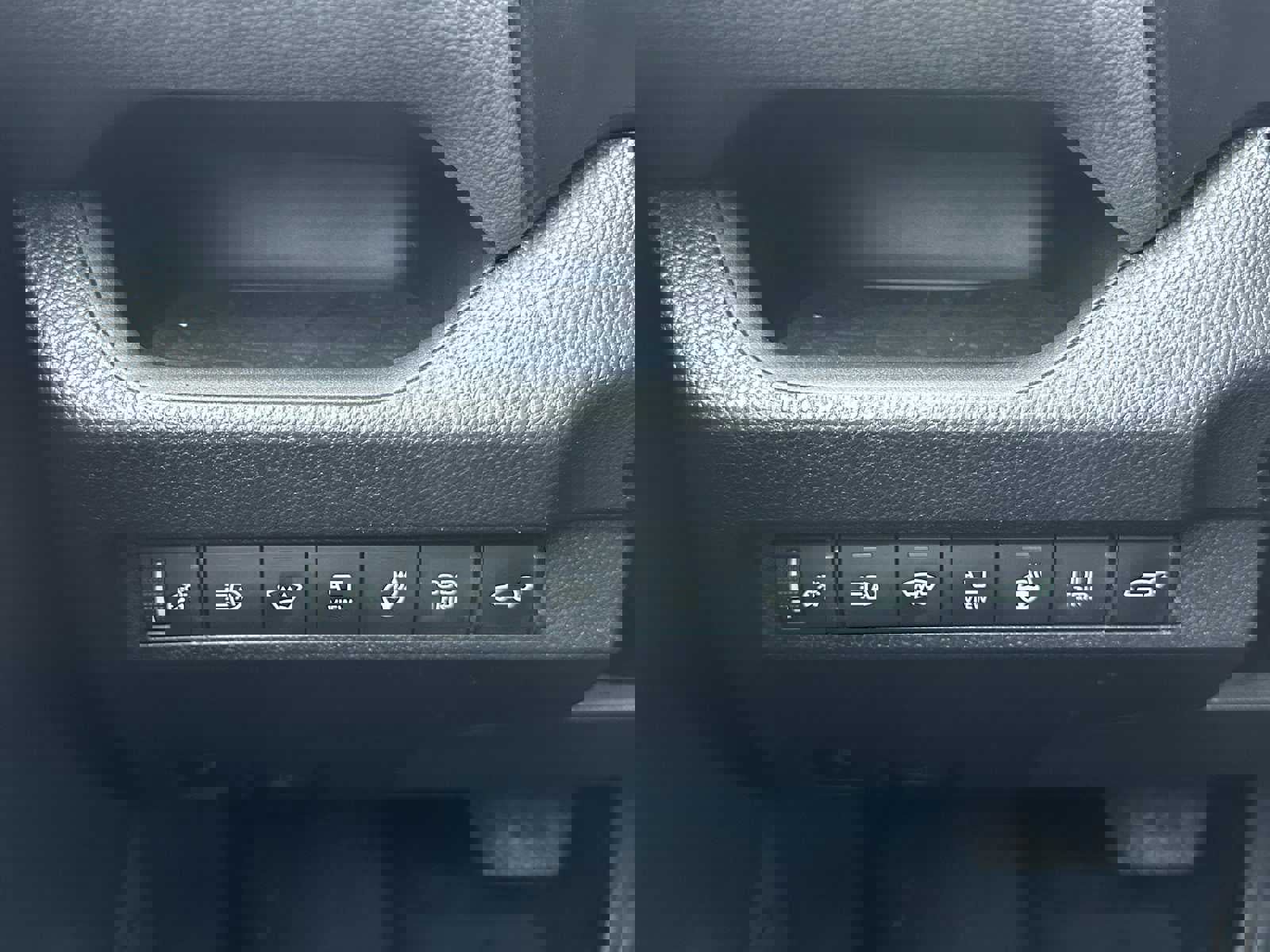 Used 2023 Toyota RAV4 XSE image 33