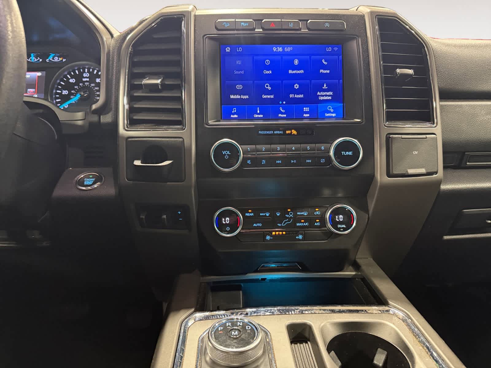 Used 2020 Ford Expedition XLT AWD/4WD image 12
