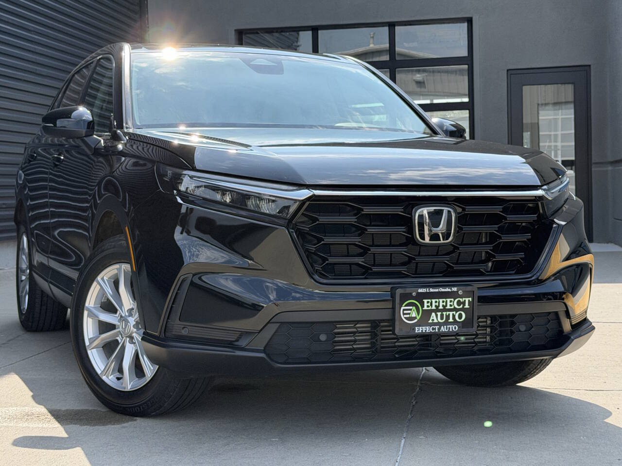 Used 2025 Honda CR-V EX-L image 5