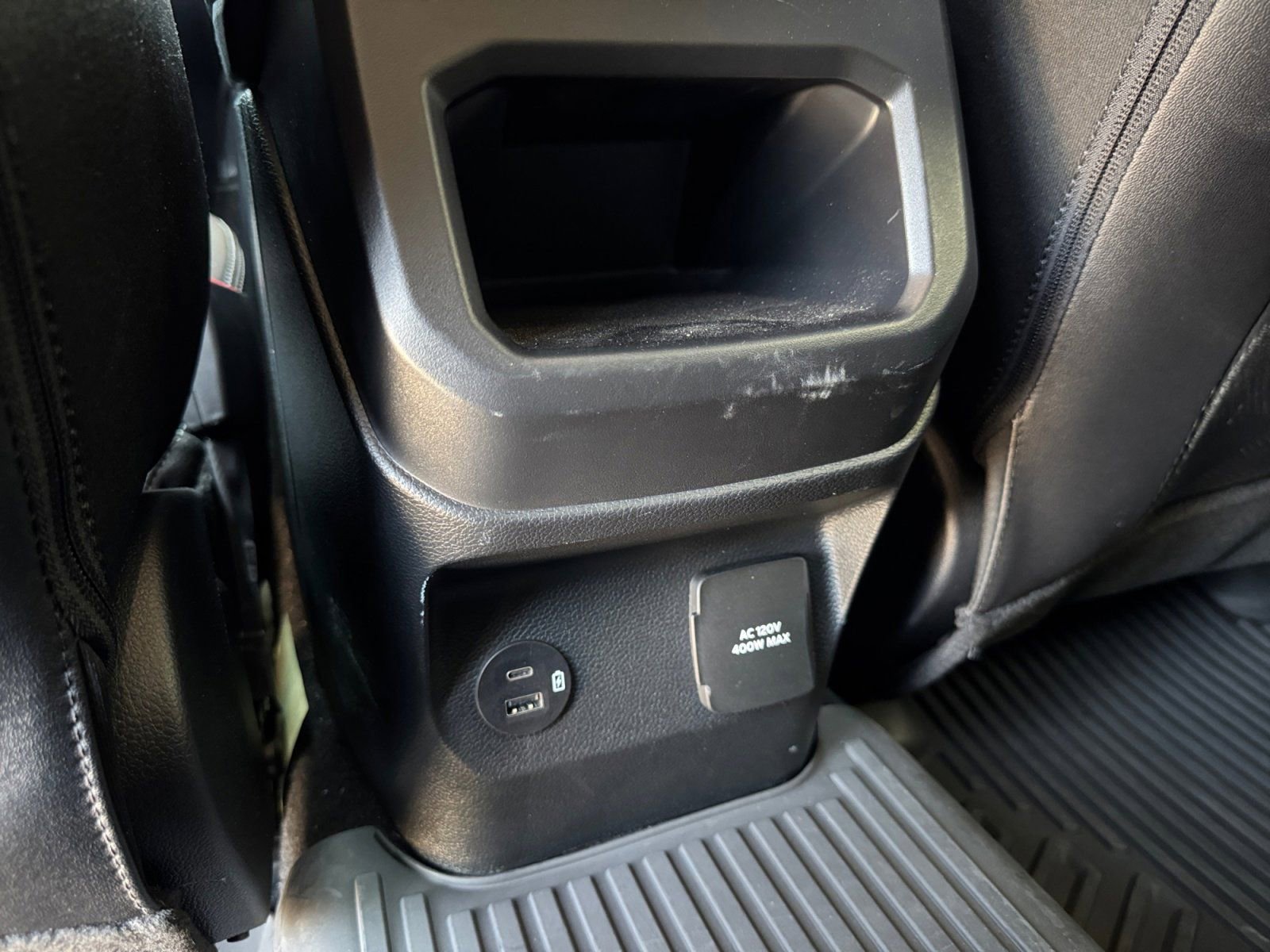 Used 2024 Ford Ranger Lariat w/ Advanced Towing Package image 22