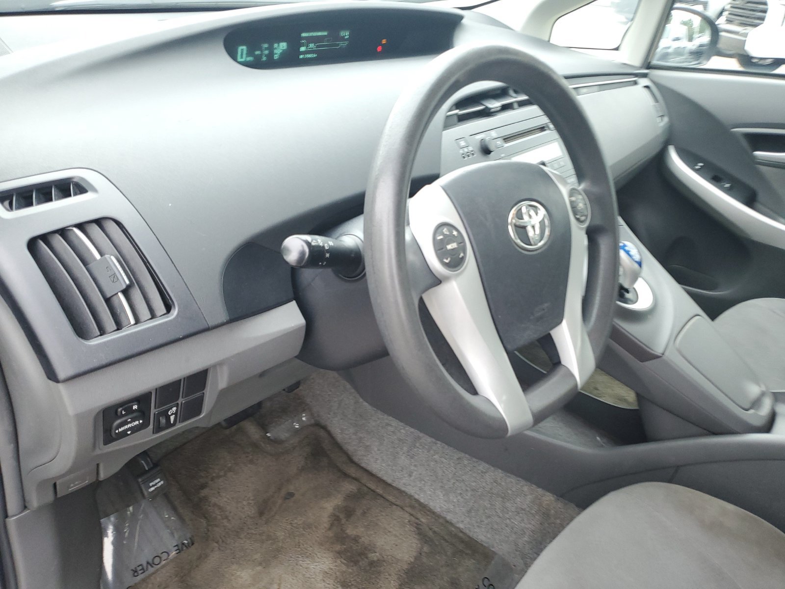 Used 2010 Toyota Prius Two FWD image 19