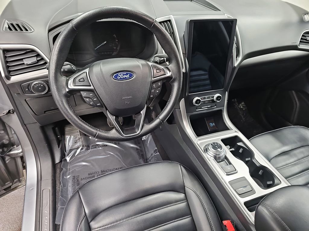 Used 2024 Ford Edge SEL image 15