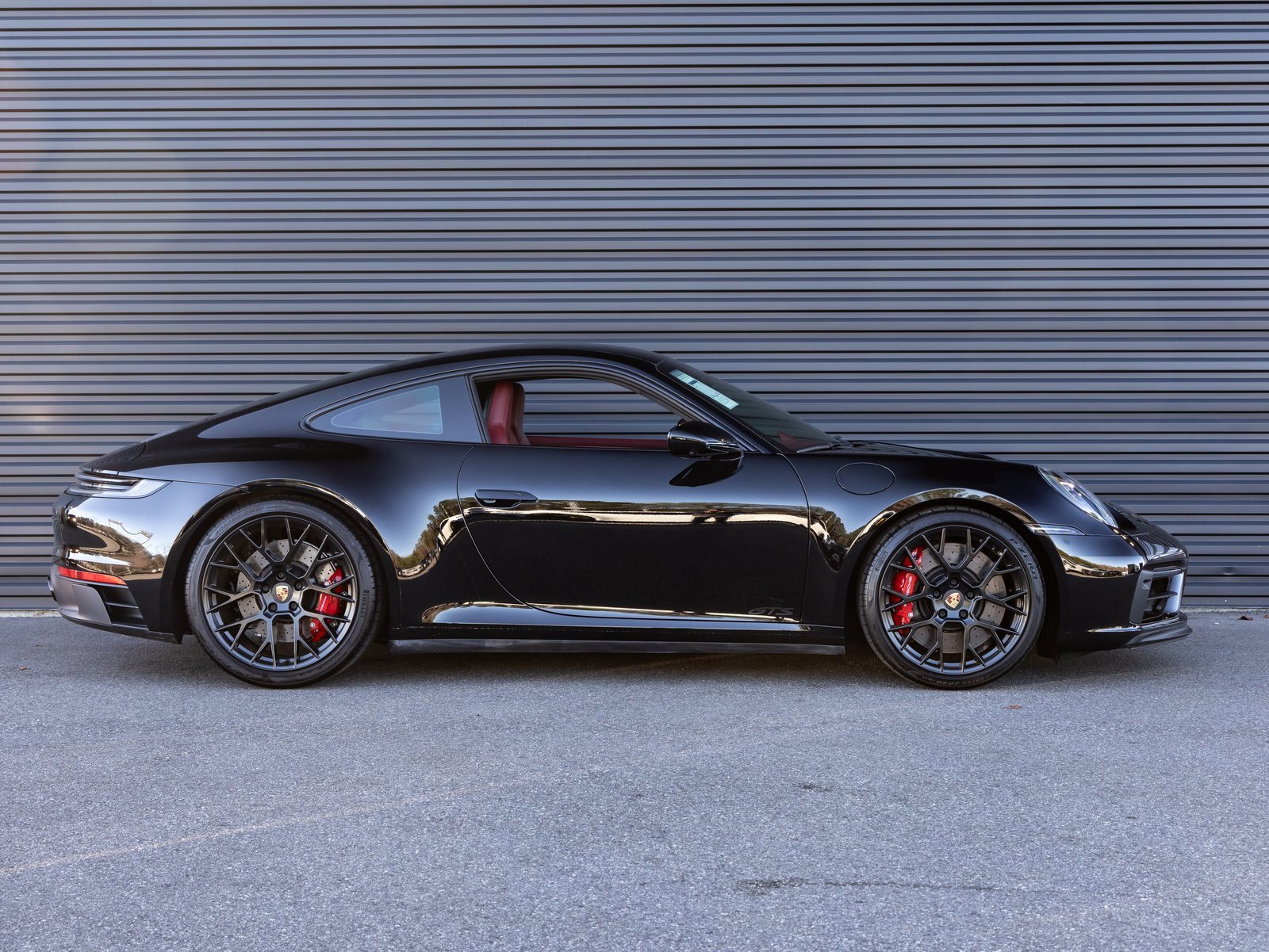 Used 2024 Porsche 911 Carrera GTS w/ Premium Package image 8