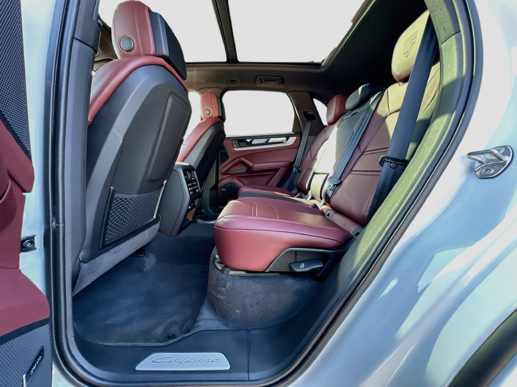 New 2026 Porsche Cayenne AWD/4WD image 24