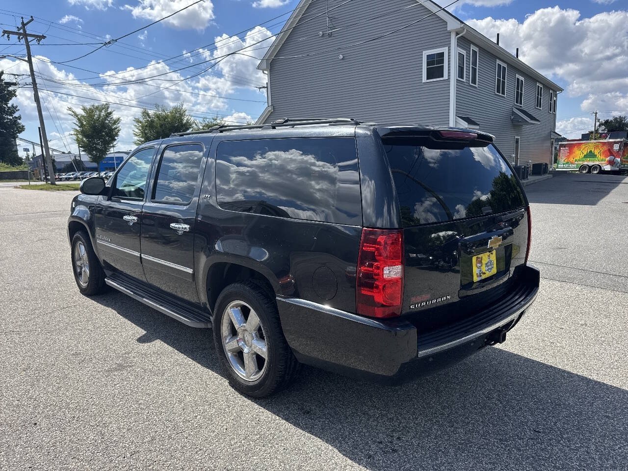 Used 2013 Chevrolet Suburban LTZ AWD/4WD image 6