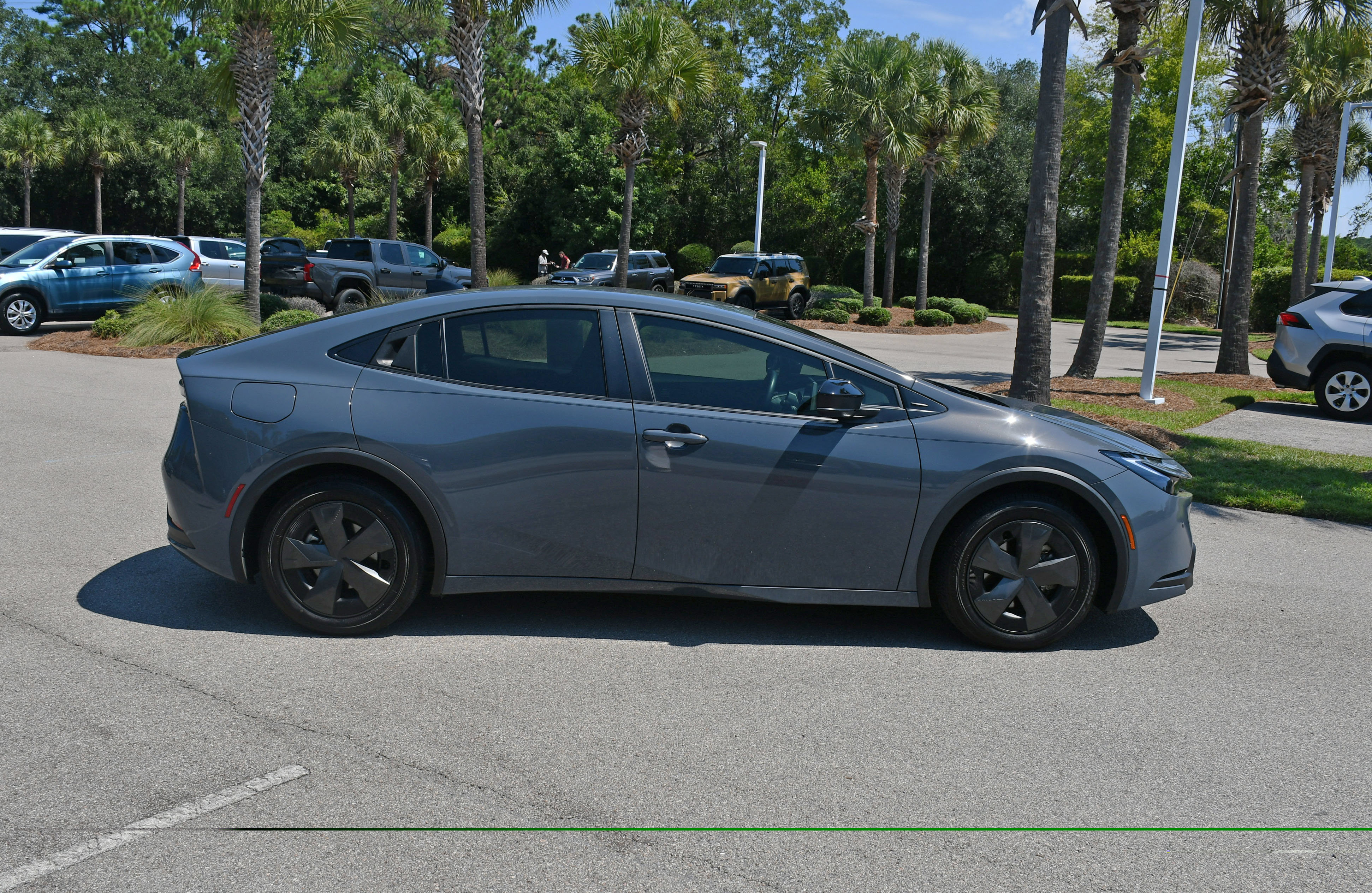 Certified 2026 Toyota Prius Plug-In Hybrid FWD image 2