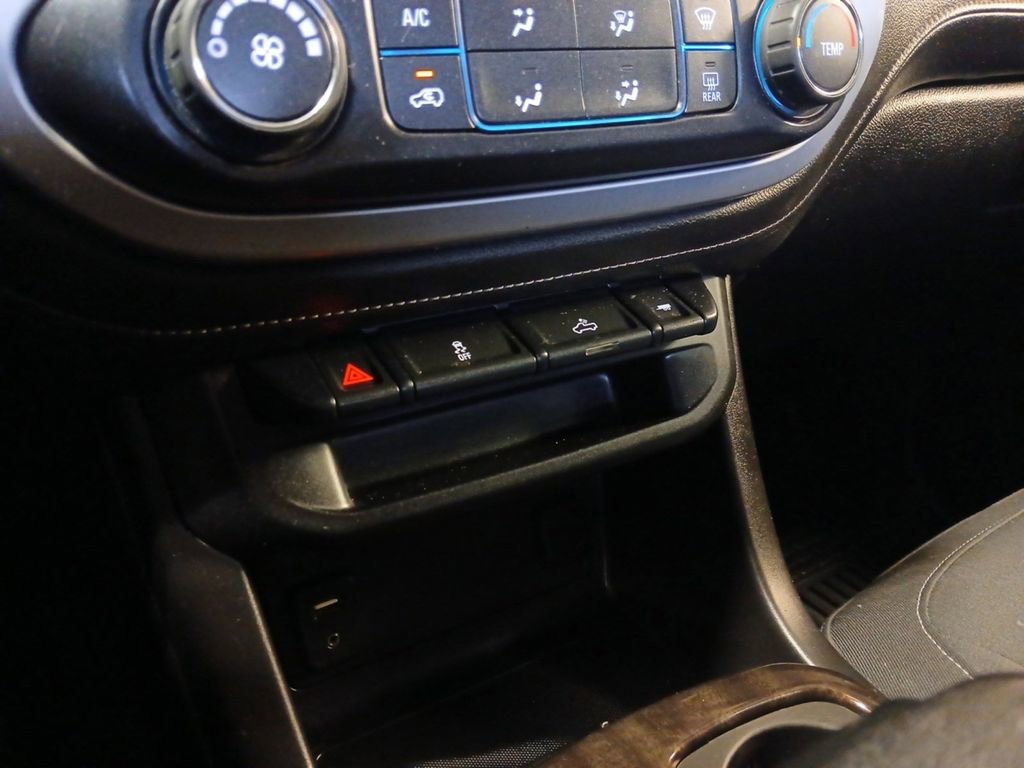 Used 2017 GMC Canyon SLE image 21