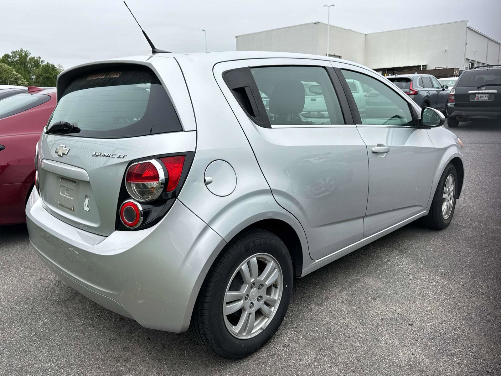 Used 2013 Chevrolet Sonic LT FWD image 4