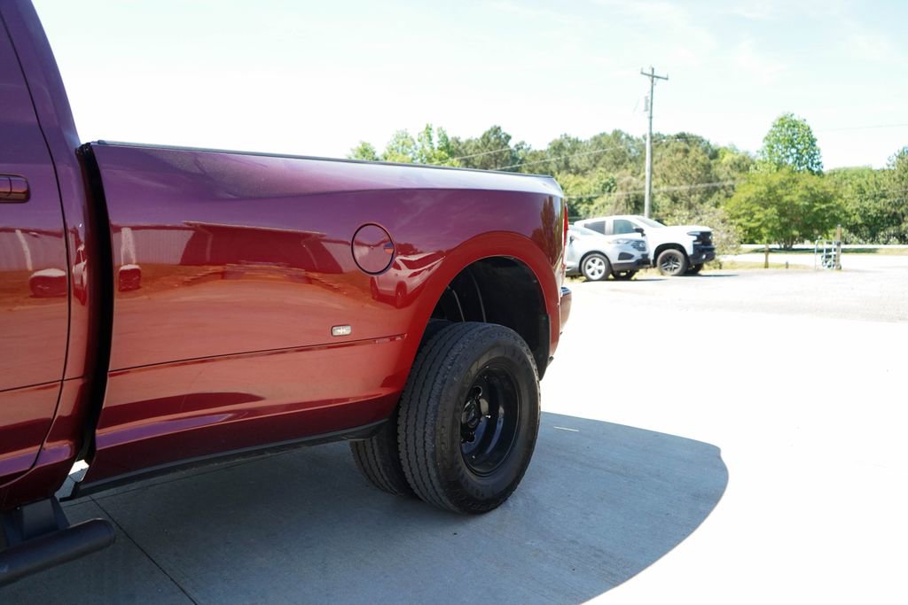 Used 2020 RAM 3500 Big Horn w/ Night Edition image 22