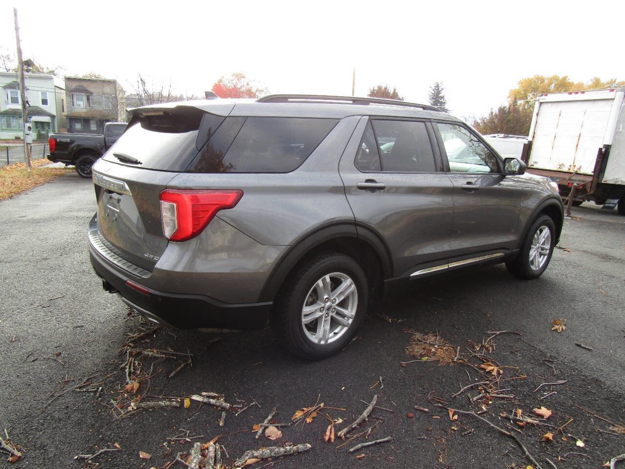 Used 2022 Ford Explorer XLT AWD/4WD image 51