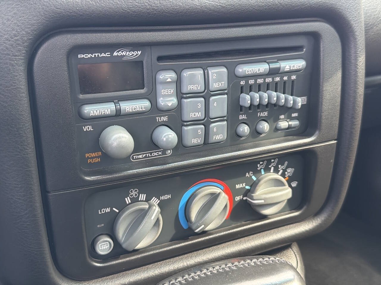 Used 2000 Pontiac Firebird Formula RWD image 28