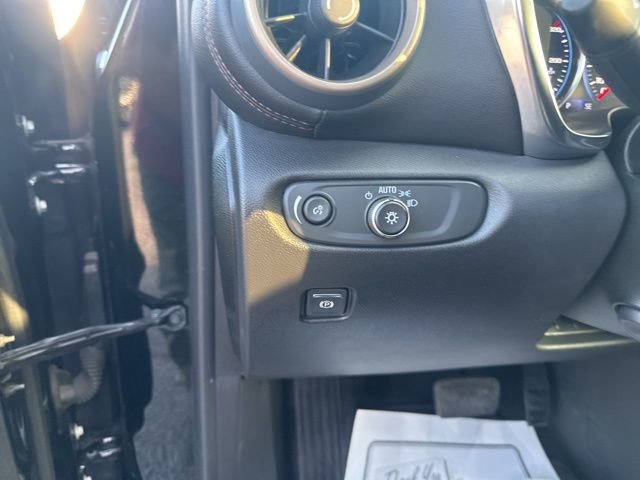 Used 2023 Chevrolet Blazer Premier w/ Enhanced Convenience Package image 18