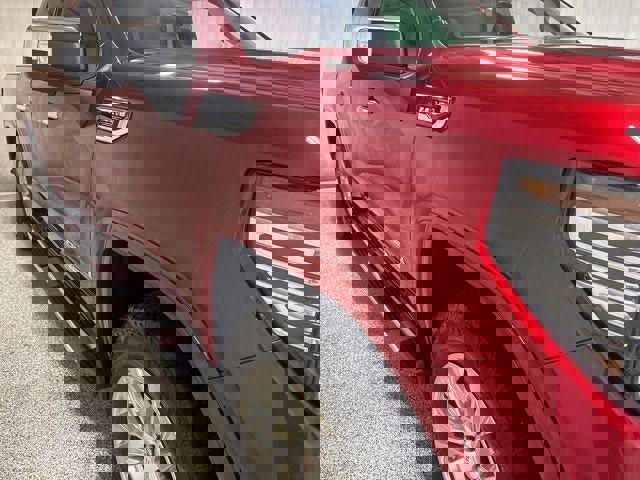 Used 2023 GMC Sierra 1500 Denali w/ Technology Package image 9