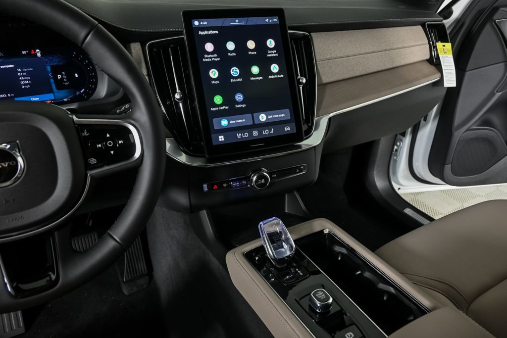 Certified 2026 Volvo XC90 B6 Plus w/ Protection Package Premier image 15